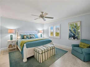 Luxury Beachfront Condo With Panoramic Gulf Views